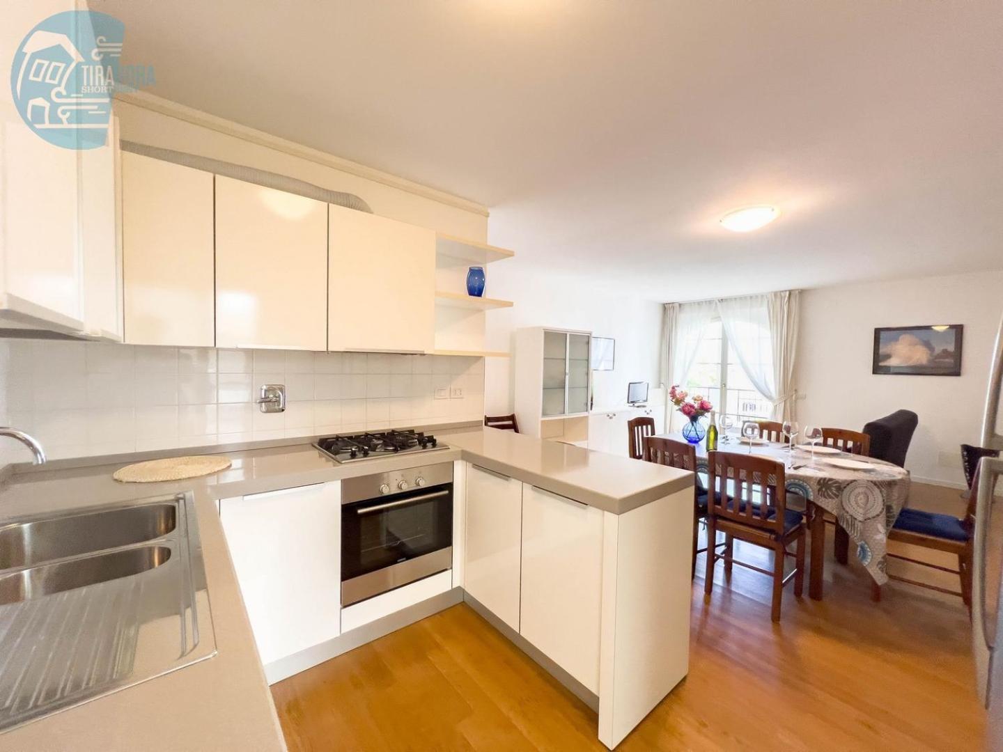 Апартаменты Cattedrale 5 Tirabora Short Rent Триест Экстерьер фото